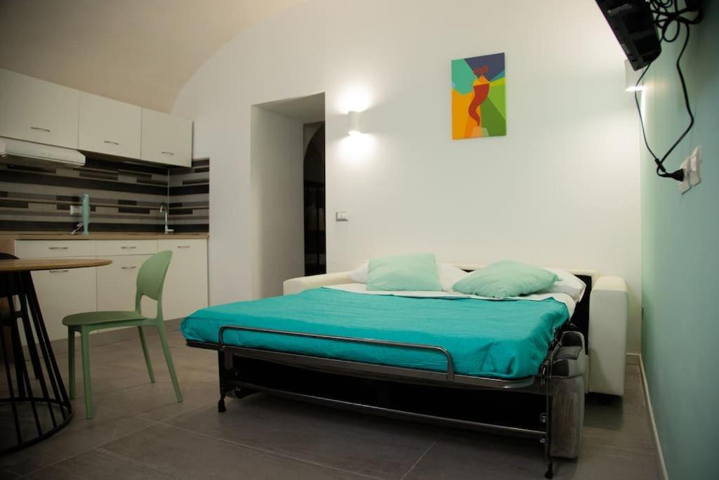 Intero Alloggio - Chiaia Naples Exterior photo