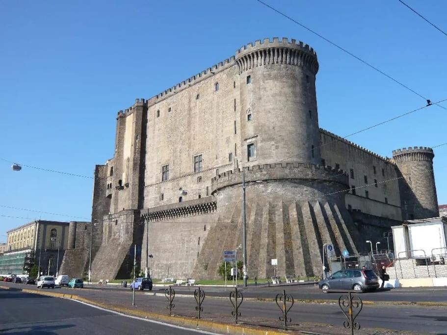 Intero Alloggio - Chiaia Naples Exterior photo